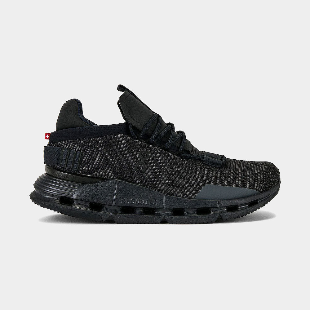 Cloudnova Sneaker